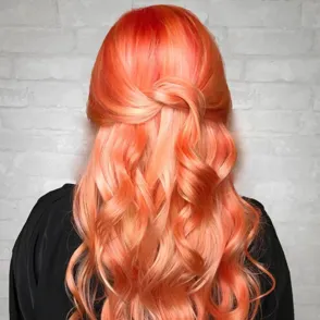 Oi, cabelo tangerina!