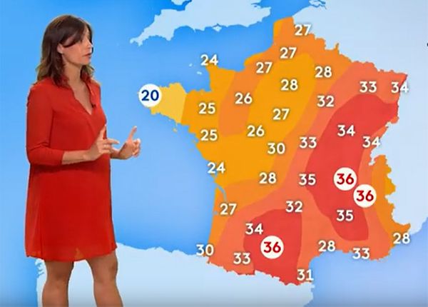 Tania Young La Miss Meteo Devoile Son Joli Baby Bump