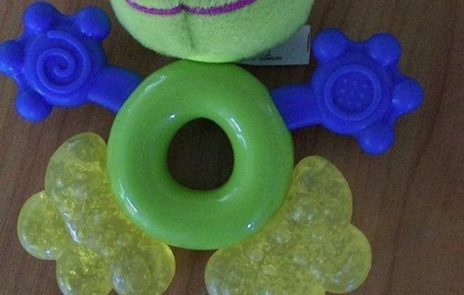 anneau de dentition réfrigéré