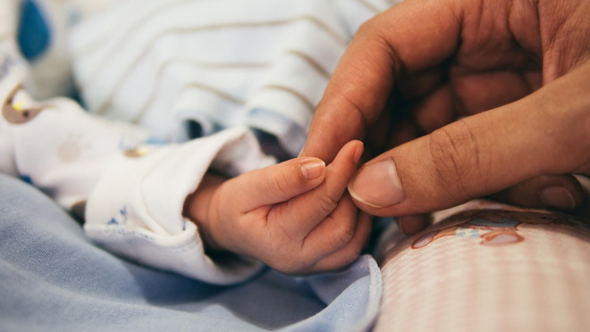 Elle Attaque Son Gynecologue En Justice Apres Une Malformation De Son Enfant A La Naissance