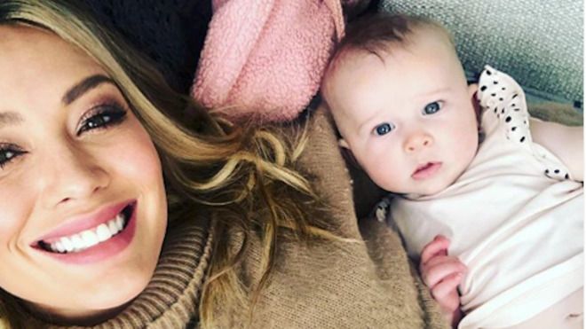 Hilary Duff Elle Scandalise Les Internautes Avec Une Photo De Sa Petite Fille