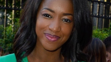 Photo Hapsatou Sy Fiere De Son Corps Post Grossesse