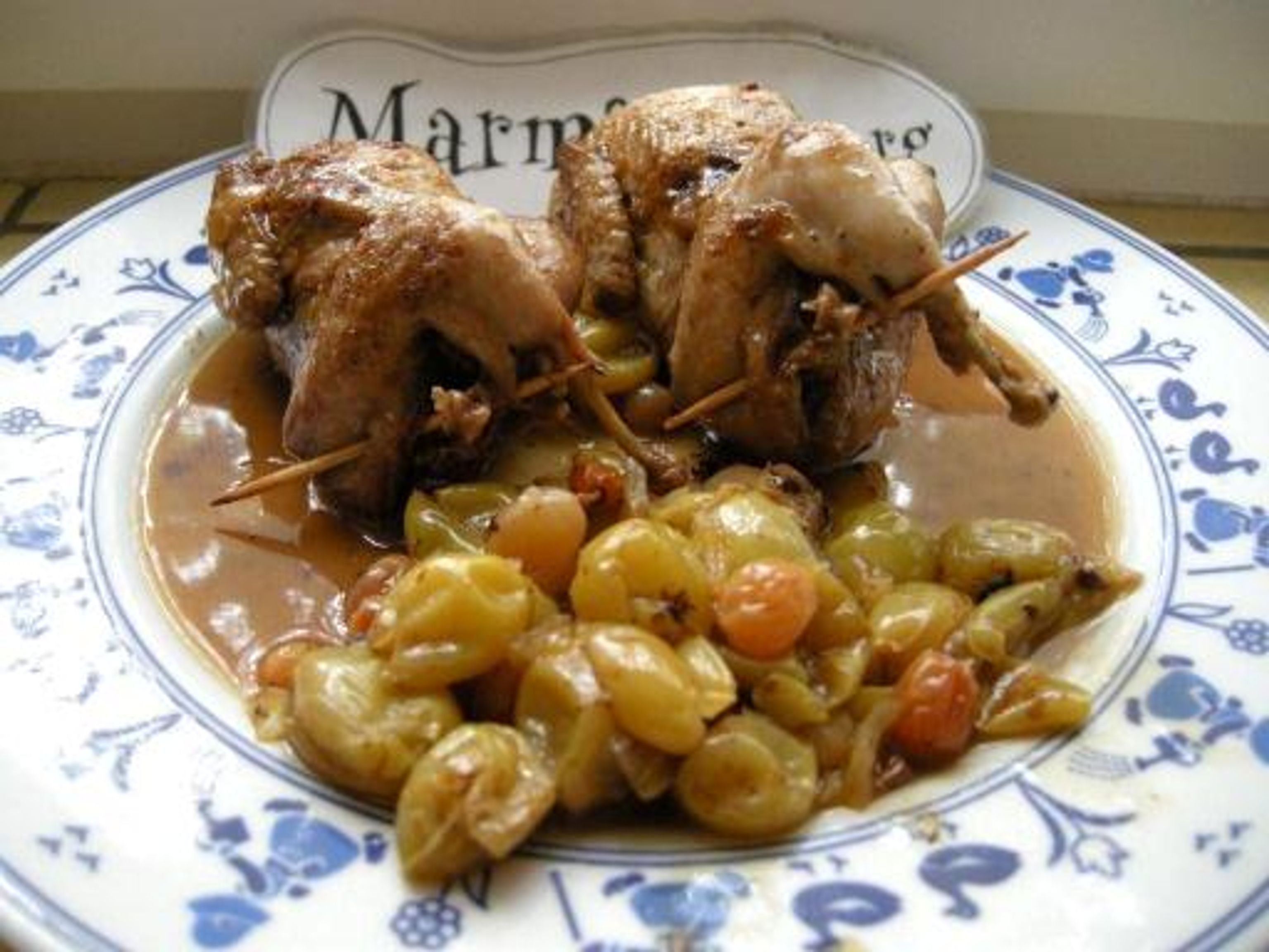 Cailles aux deux raisins et au muscat doux : Recette de Cailles aux ...