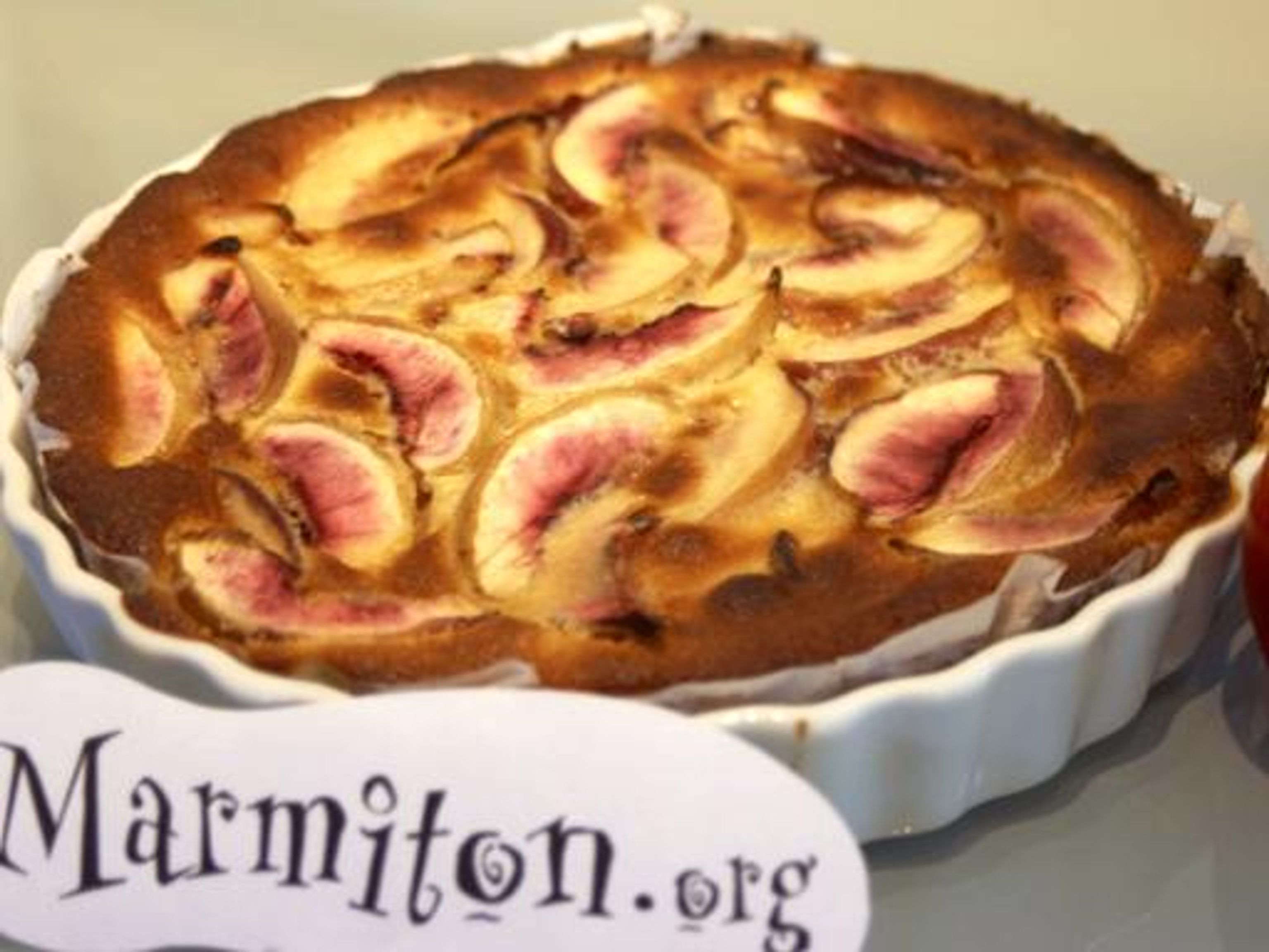 Flan pâtissier aux brugnons : Recette de Flan pâtissier aux brugnons