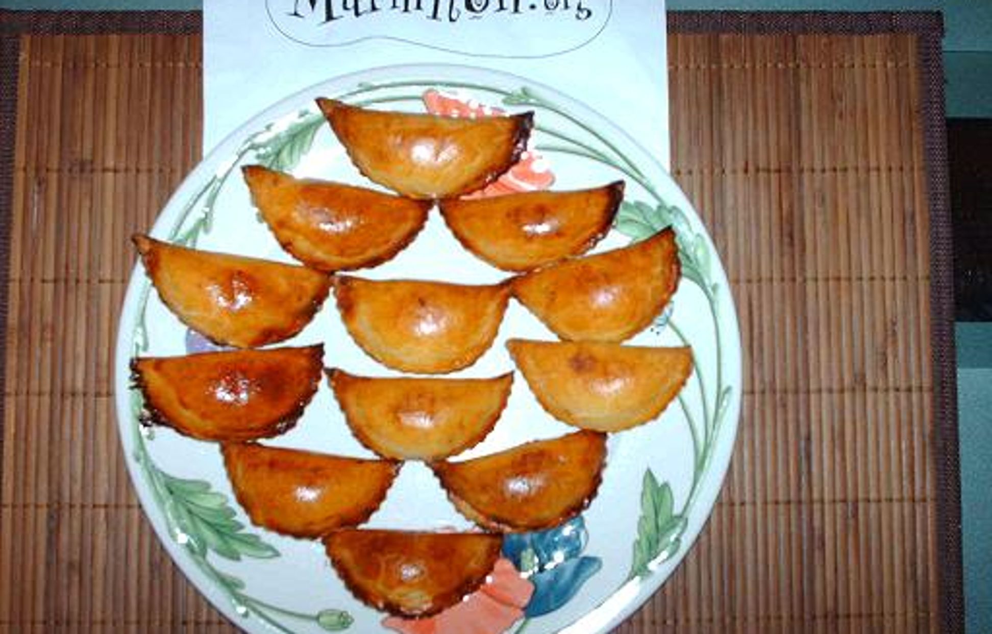 Rissoles aux poires : Recette de Rissoles aux poires - Marmiton