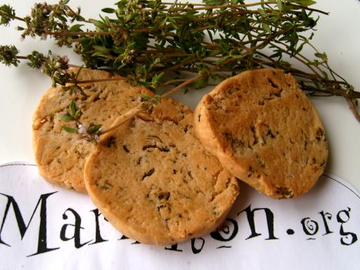 Biscuits Apero Chevre Et Thym Farine Torrefiee Recette De Biscuits Apero Chevre Et Thym Farine Torrefiee