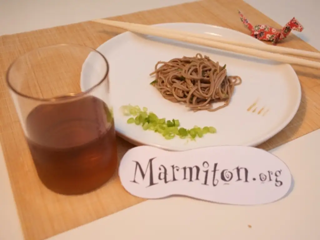 nouilles soba aux graines de sésame