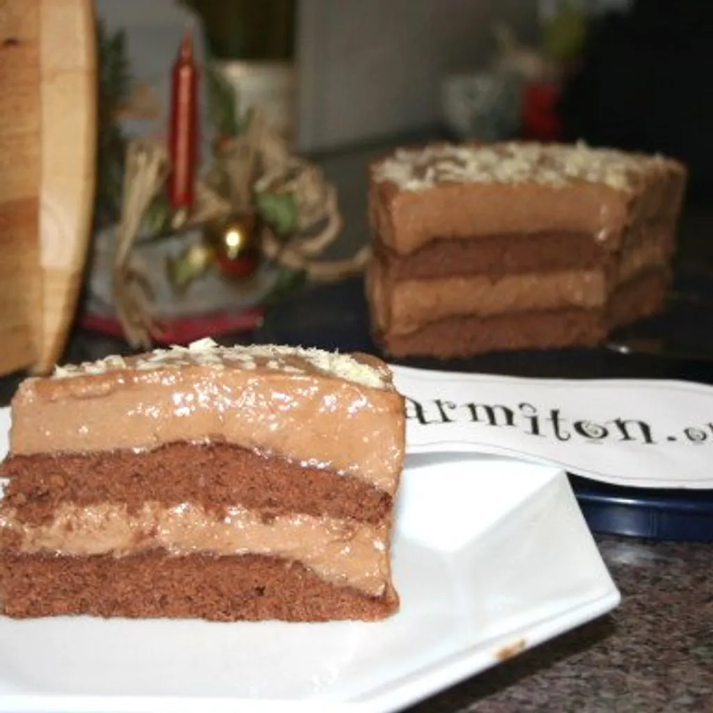 Gâteau au chocolat et mousse au praliné : Recette de Gâteau au chocolat et  mousse au praliné