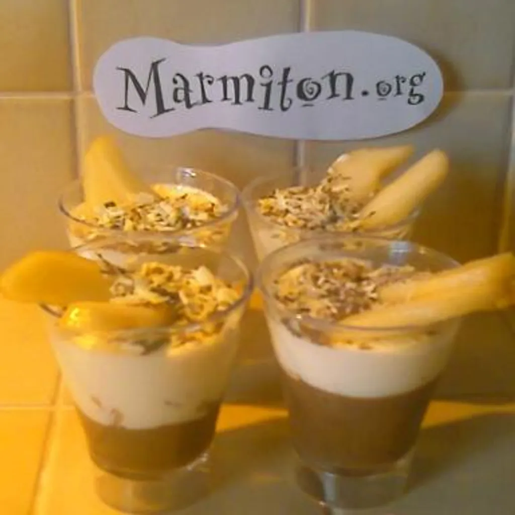 Verrine mousse aux 2 chocolats et poires Williams