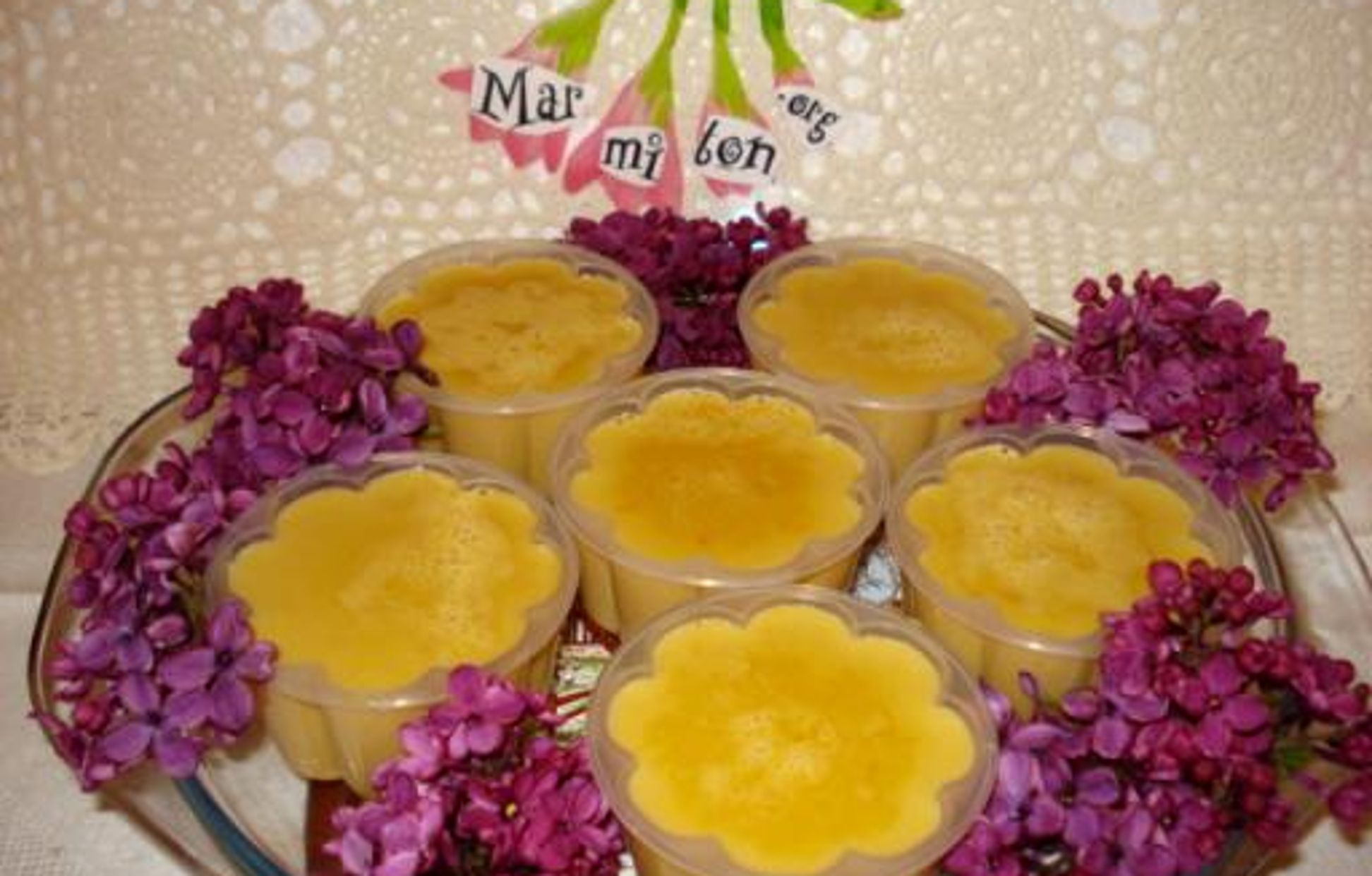 Petits flans à la vanille : Recette de Petits flans à la vanille - Marmiton