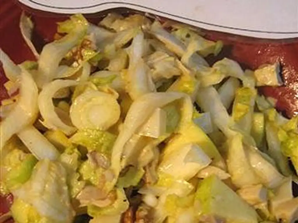 salade d'endives pommes et au poulet sauce curry