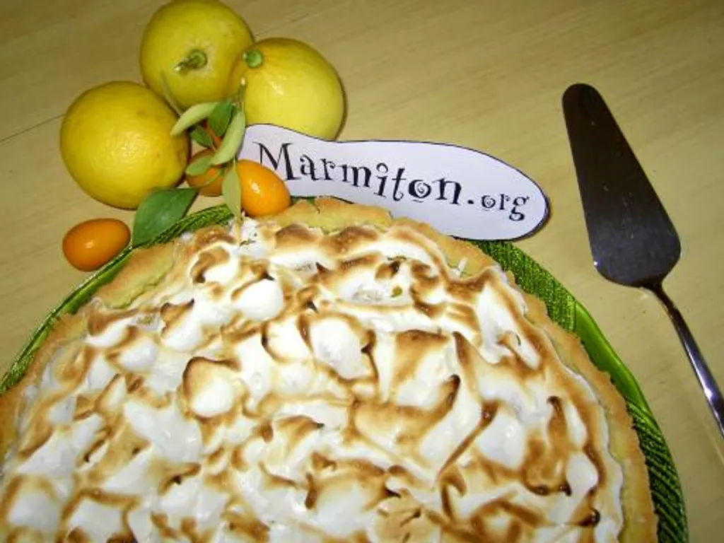 tarte au citron et aux amandes meringuée