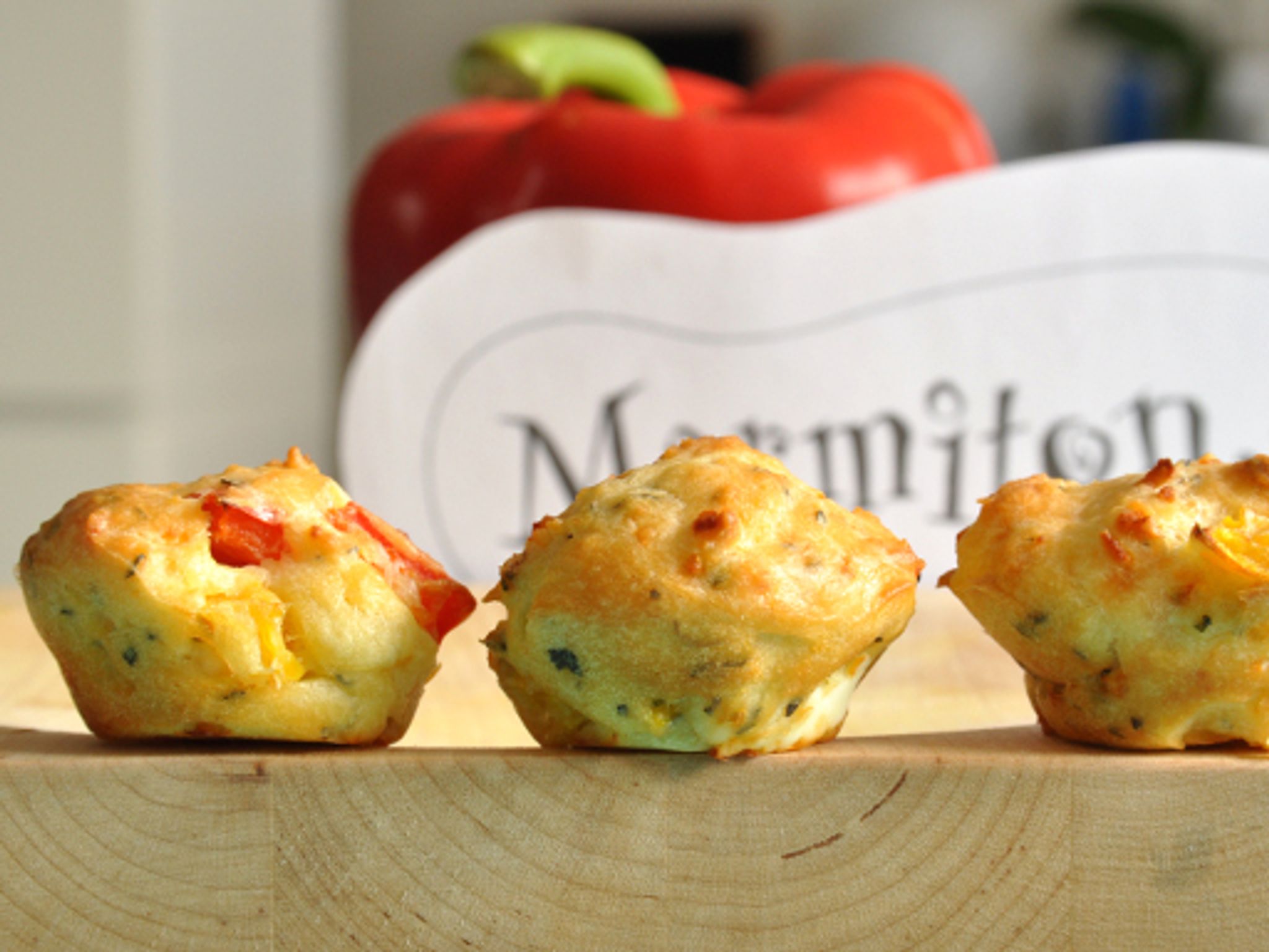 Muffins salés au thon, poivron jaune et épices de Nadine Recette de
