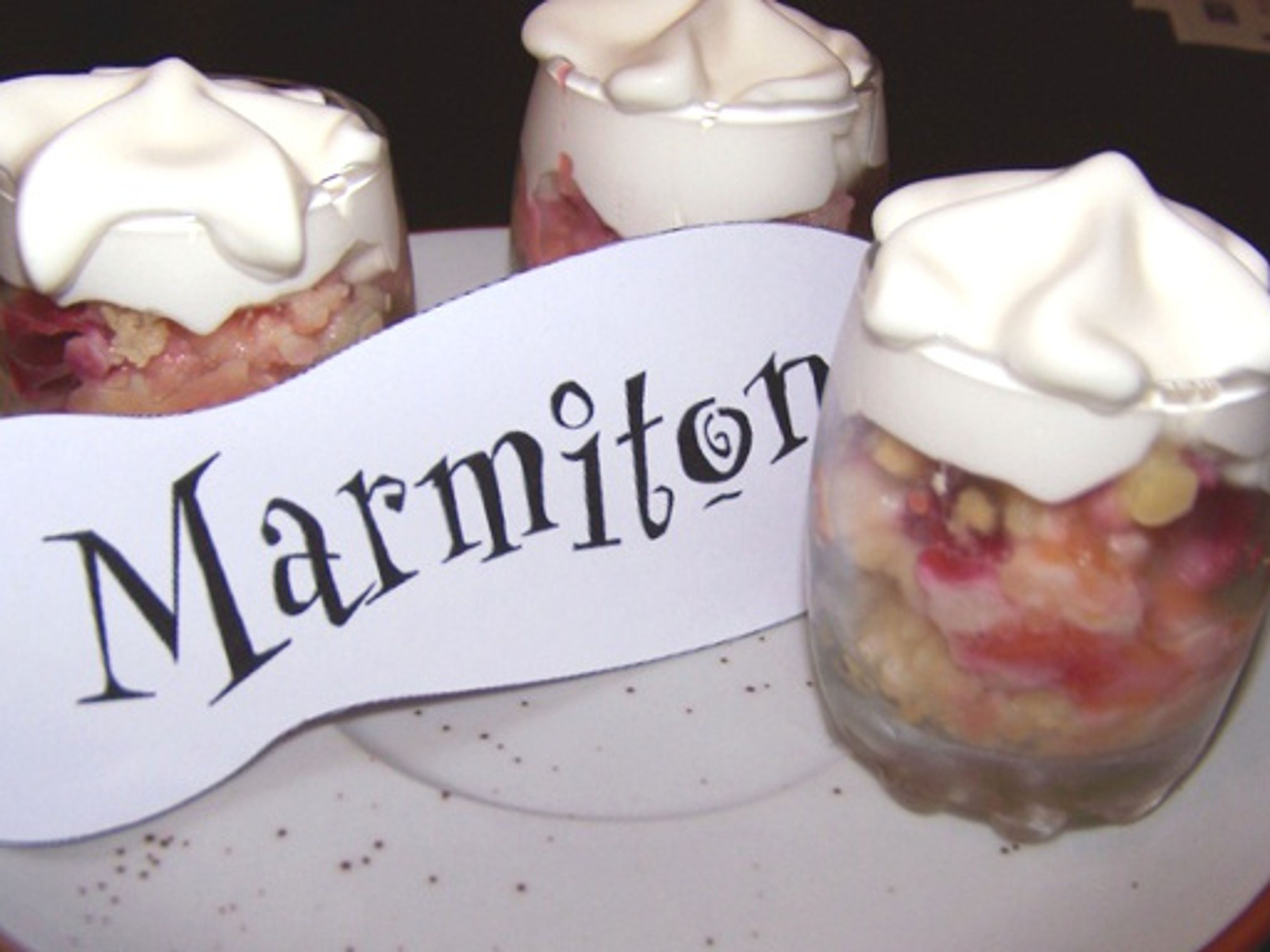 Crumble de nectarines en verrine et émulsion de caramel Recette de