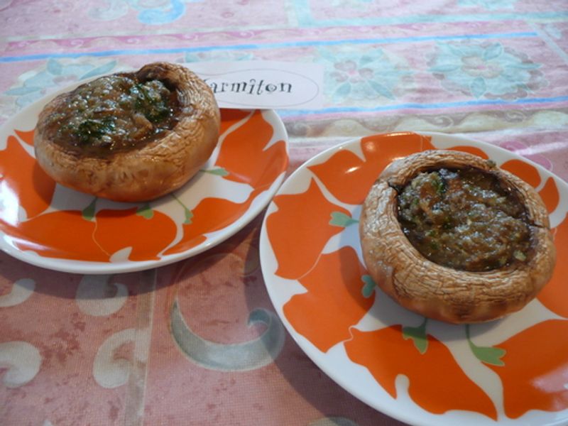 Champignons Farcis Au Beurre D Escargot Recette De Champignons