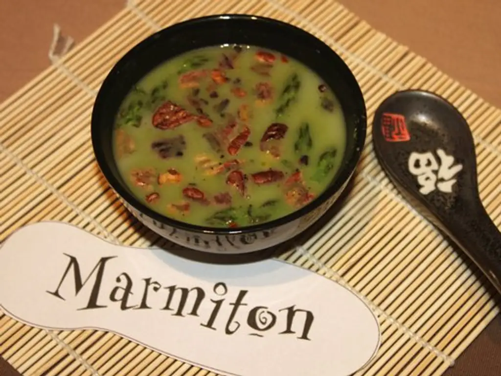 soupe d'asperges façon thaï