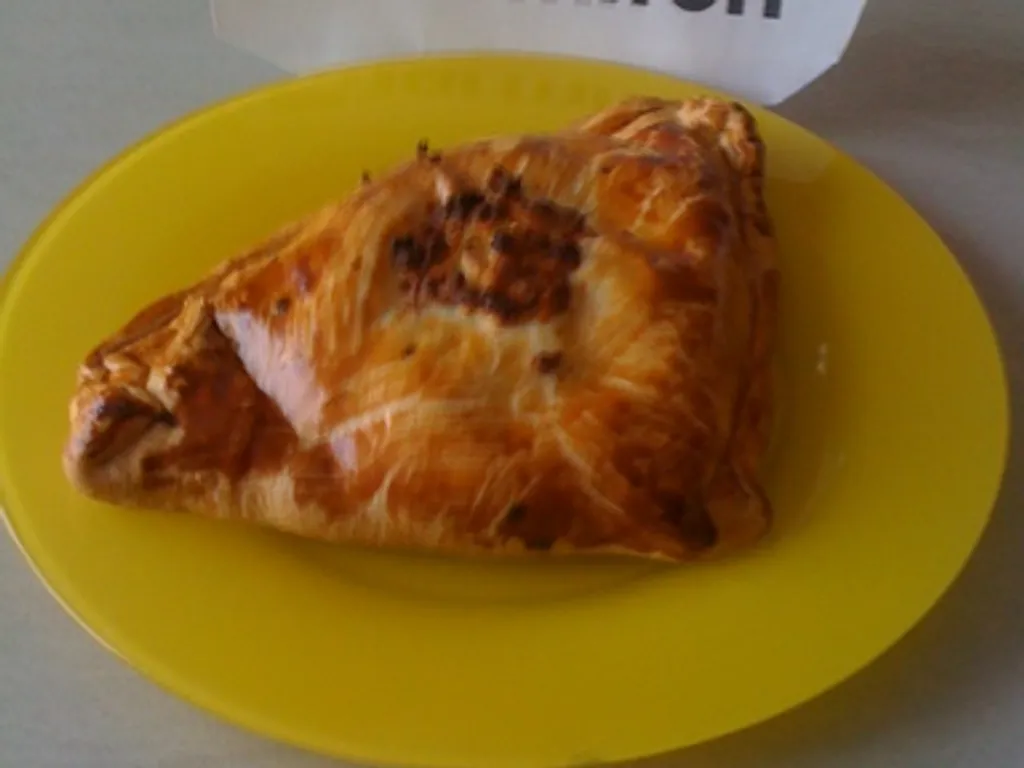 chaussons de poisson, épinard et fromage de chèvre