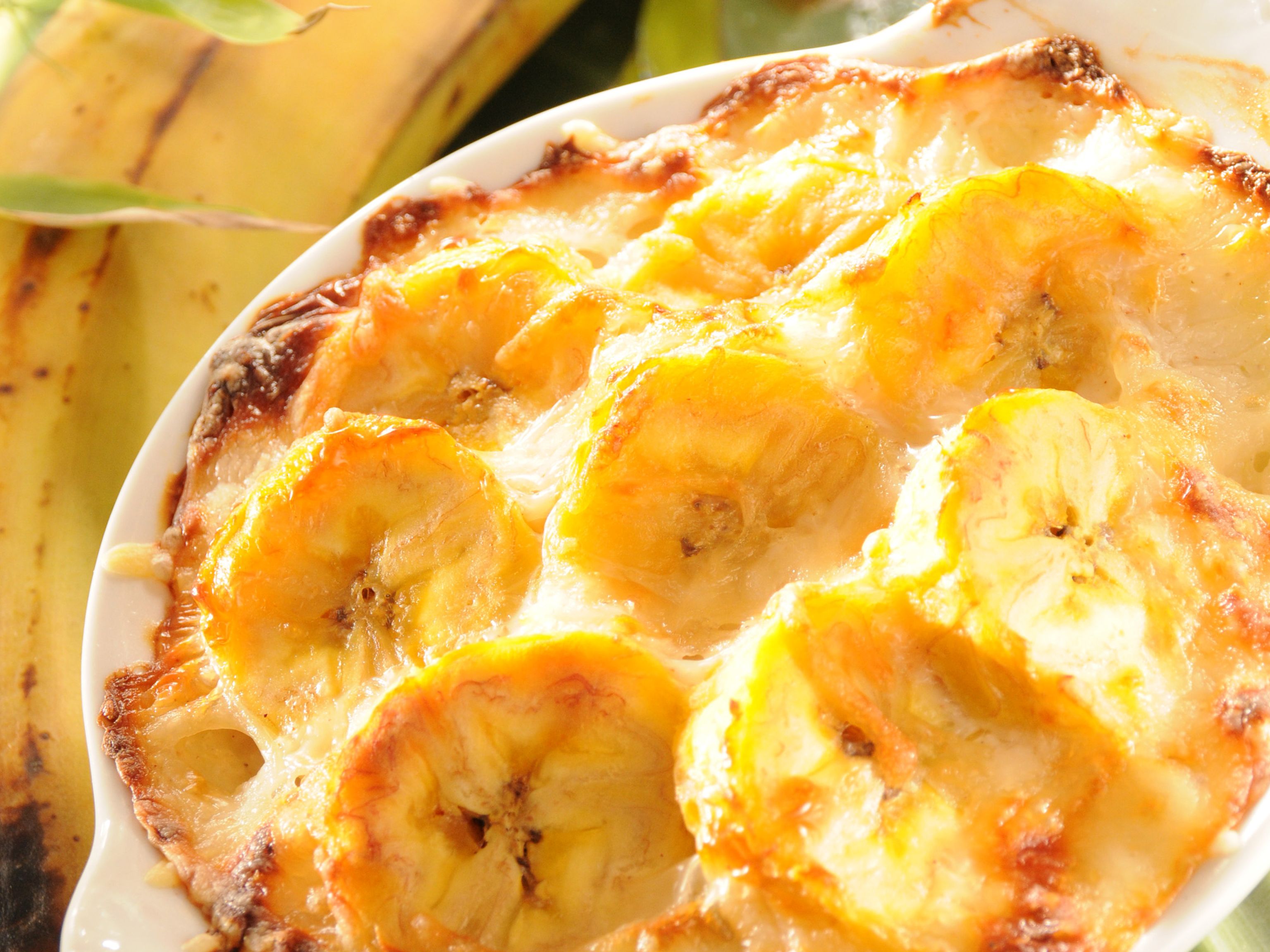 Gratin de bananes jaunes (bananes plantain) : Recette de Gratin de ...