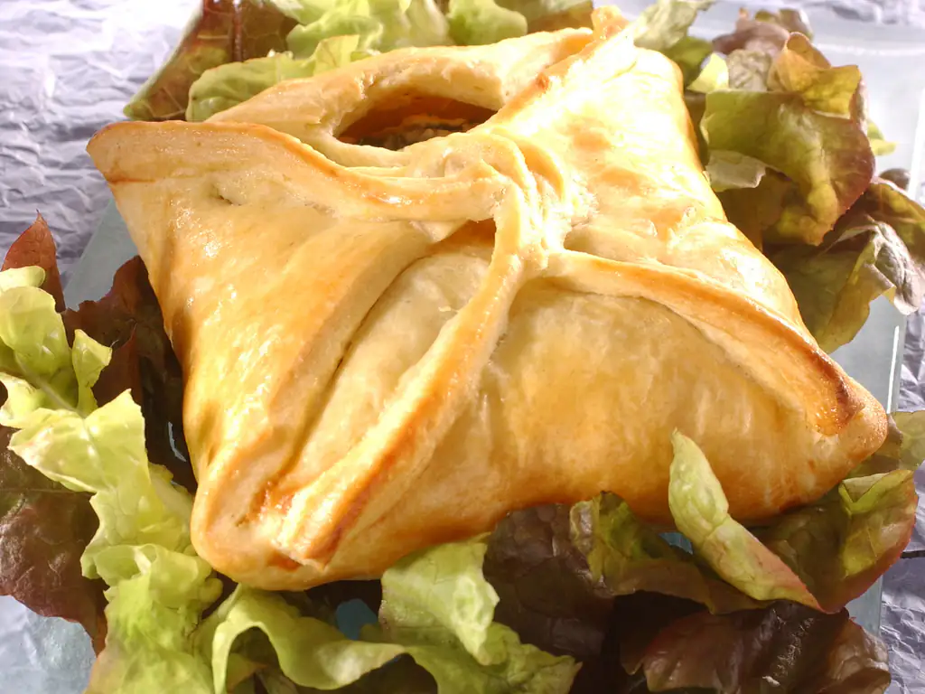 feuilleté de saumon cru au poireau