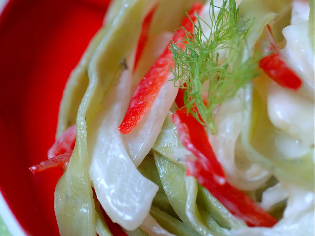 tagliatelles vertes aux olives et au fenouil