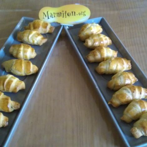 Petits croissants au foie gras : Recette de Petits croissants au foie ...