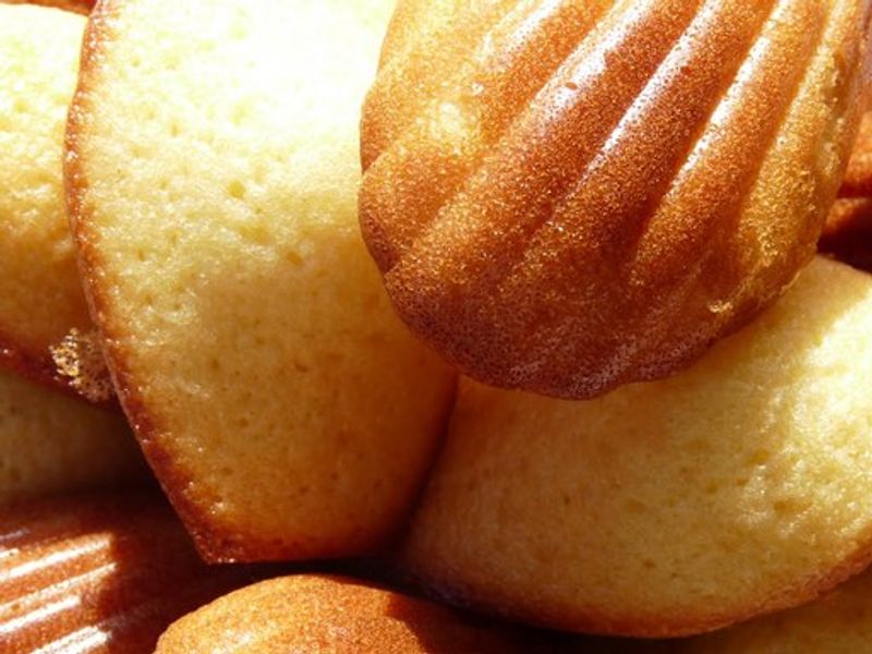 Madeleines Parfumees A La Fleur D Oranger Recette De Madeleines Parfumees A La Fleur D Oranger