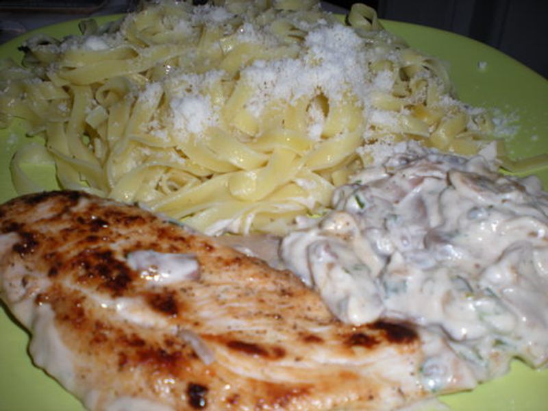 Poulet Forestier Aux Echalotes Et Tagliatelles Recette De Poulet