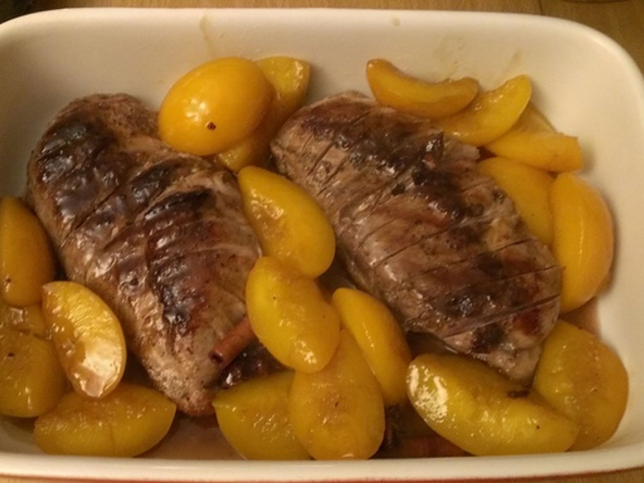 Magrets de canard aux pêches et aux épices : Recette de Magrets de