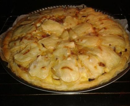 Tarte Oignons, Lardons Et Reblochon à La Moutarde : Recette De Tarte ...