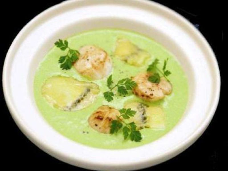 Veloute De Petits Pois Morbier Et Saint Jacques Recette De