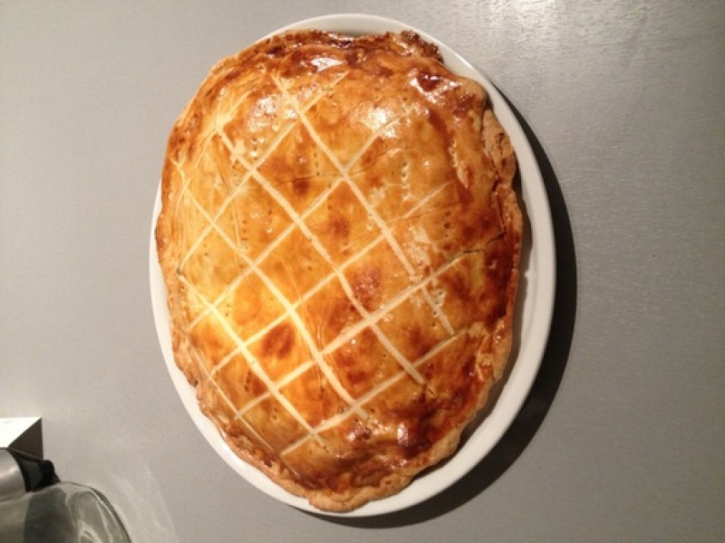 Tourte Aux Emiettes De Confit De Canard Et Pommes De Terre Aux