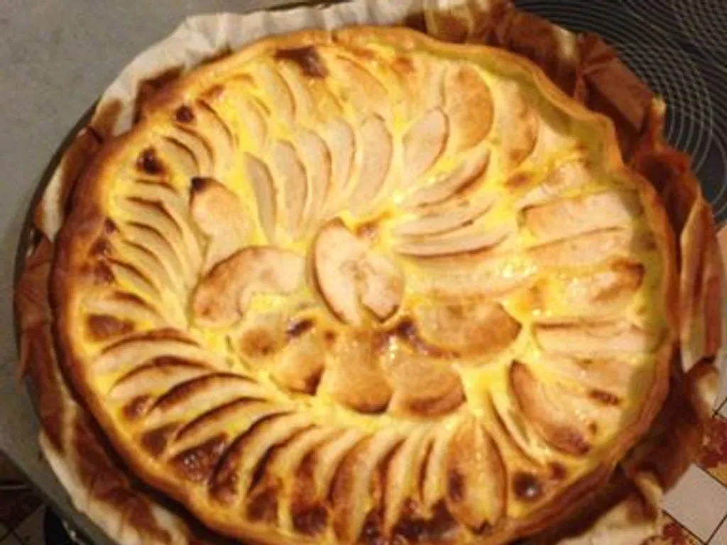 Tarte Aux Pommes A L Alsacienne Recette De Tarte Aux Pommes A L Alsacienne Marmiton