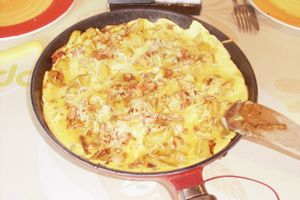 Omelette A L Ancienne Oignon Lardon Pomme De Terre Recette De Omelette A L Ancienne Oignon Lardon Pomme De Terre Marmiton