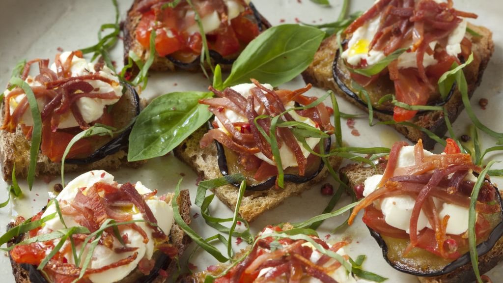 Bruschetta tomates, aubergines et chèvre-image