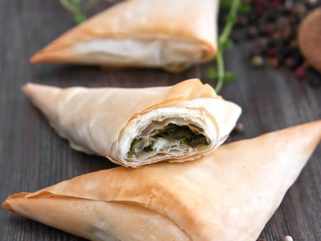 samoussas aux épinards, ricotta et fromage blanc