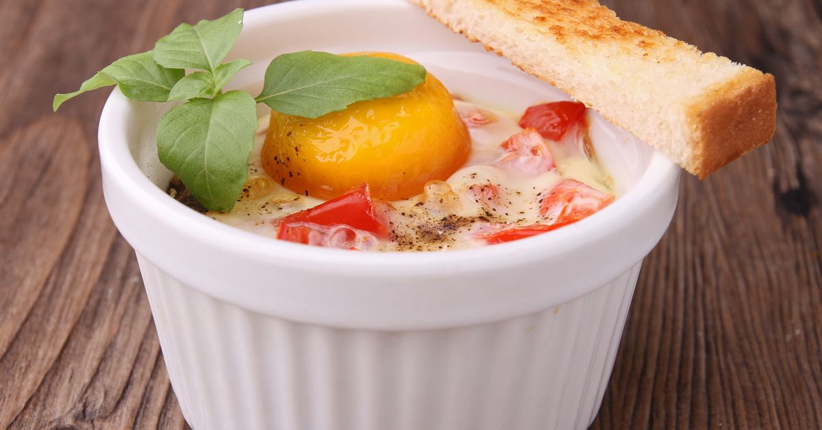 Oeufs en cocotte aux tomates recette de Oeufs en cocotte aux tomates