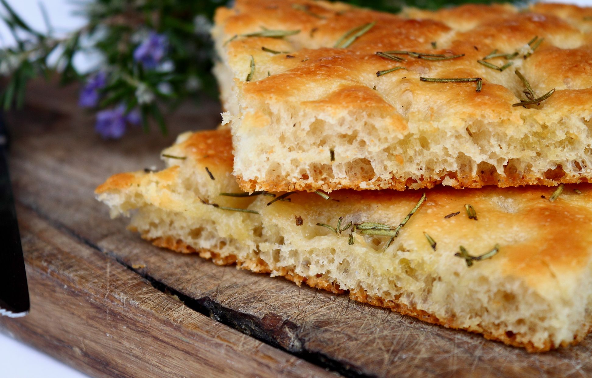 Focaccia au romarin Recette de Focaccia au romarin Marmiton