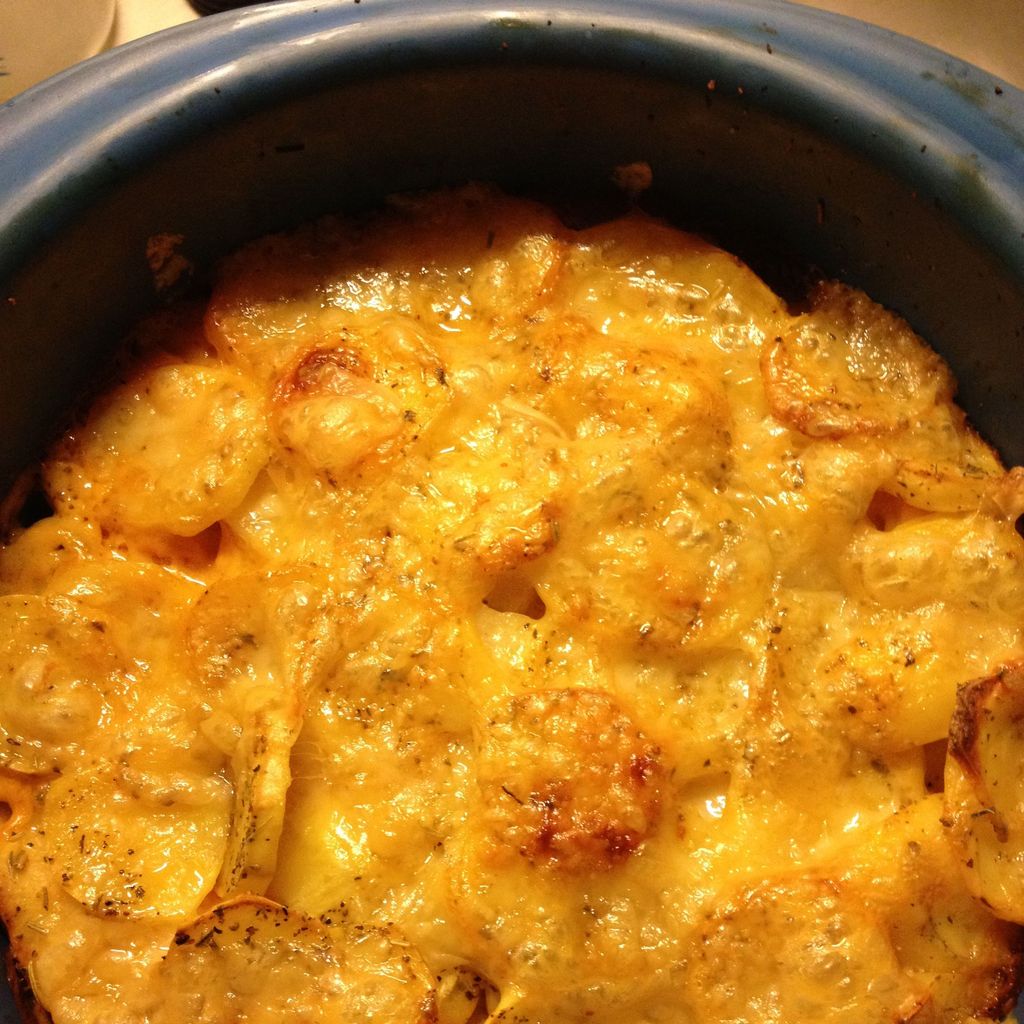 Gratin de pommes de terre au surimi : Recette de Gratin de ...