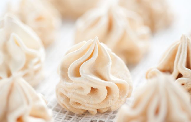 Meringues Bien Sèches : Recette De Meringues Bien Sèches - Marmiton