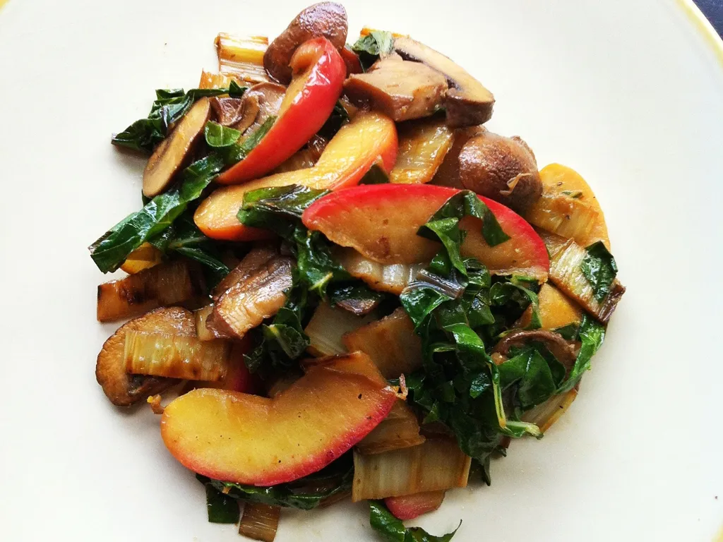 blette poêlées aux champignons et pommes