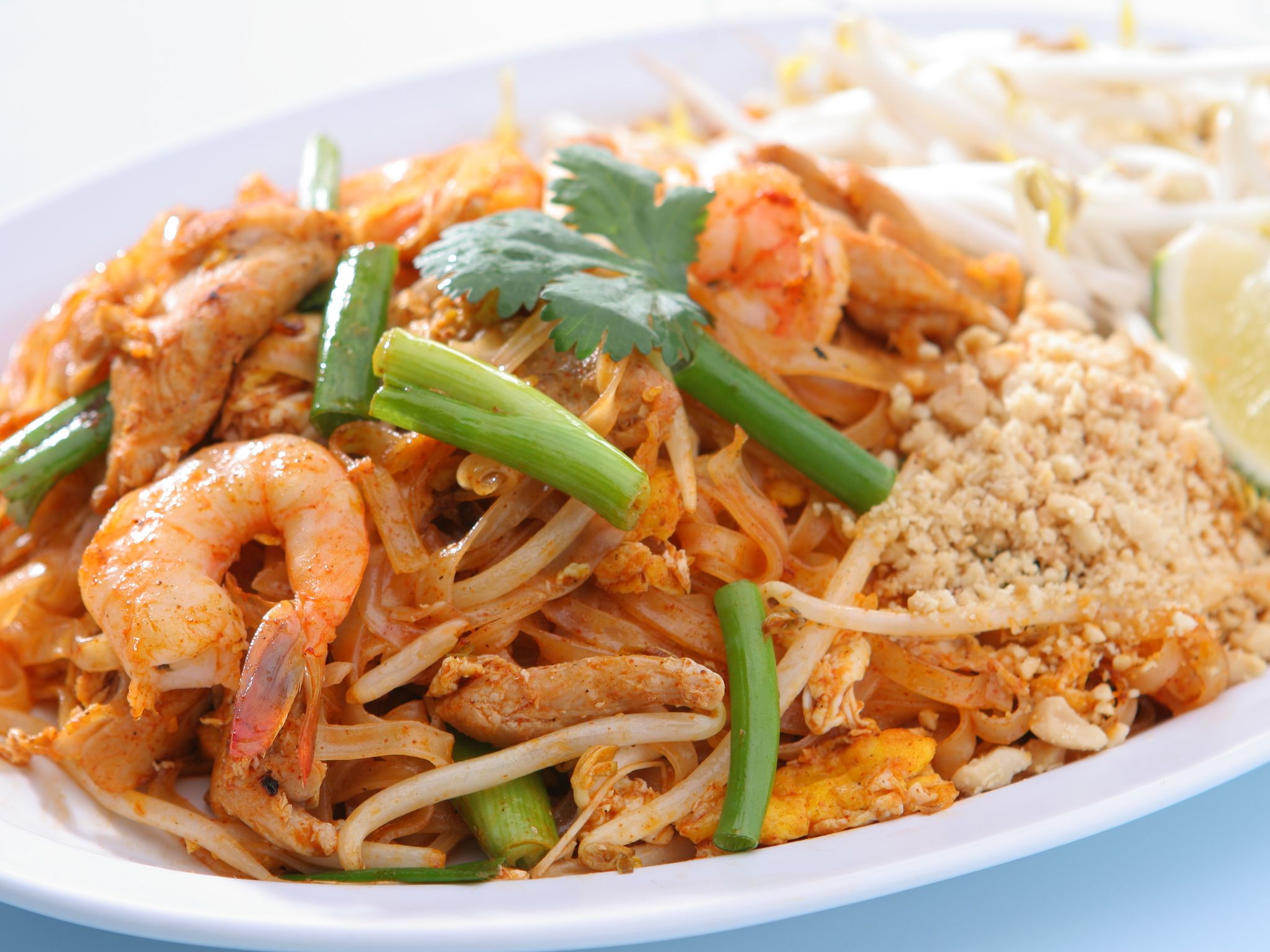 Phad Thai (nouilles Sautées à La Thailandaise) : Recette De Phad Thai ...