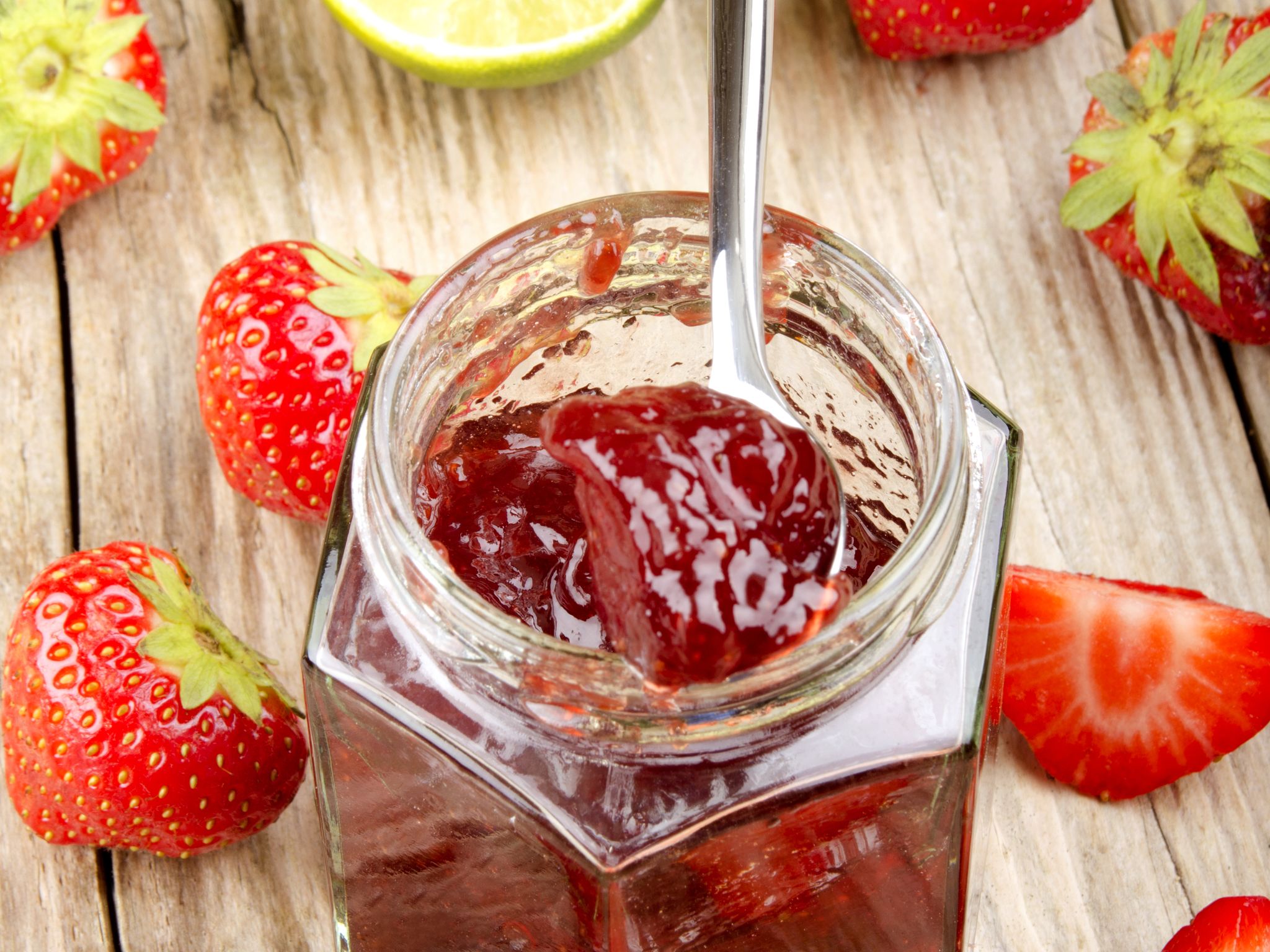 Confiture de fraise au citron et au poivre Recette de Confiture de