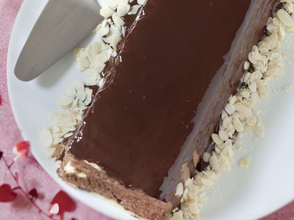 Bûche de Noël Chocolat - Poires : Recette de Bûche de Noël Chocolat