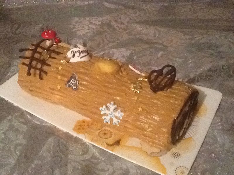 Buche De Noel A La Creme Au Beurre Recette De Buche De Noel A La