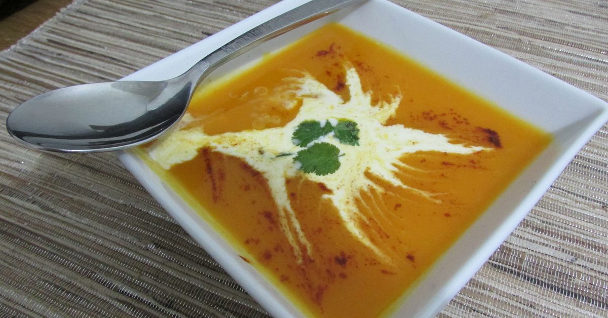 Soupe De Potimarron (hokkaido) Au Gingembre : Recette De Soupe De ...