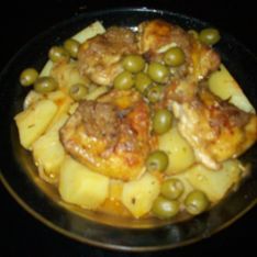 tajine marocain de poulet aux pommes de terres et olives