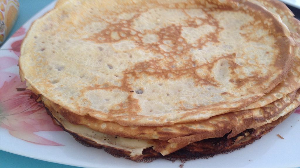Pate A Crepes Moelleuse Riche En Oeufs Recette De Pate A Crepes Moelleuse Riche En Oeufs Marmiton