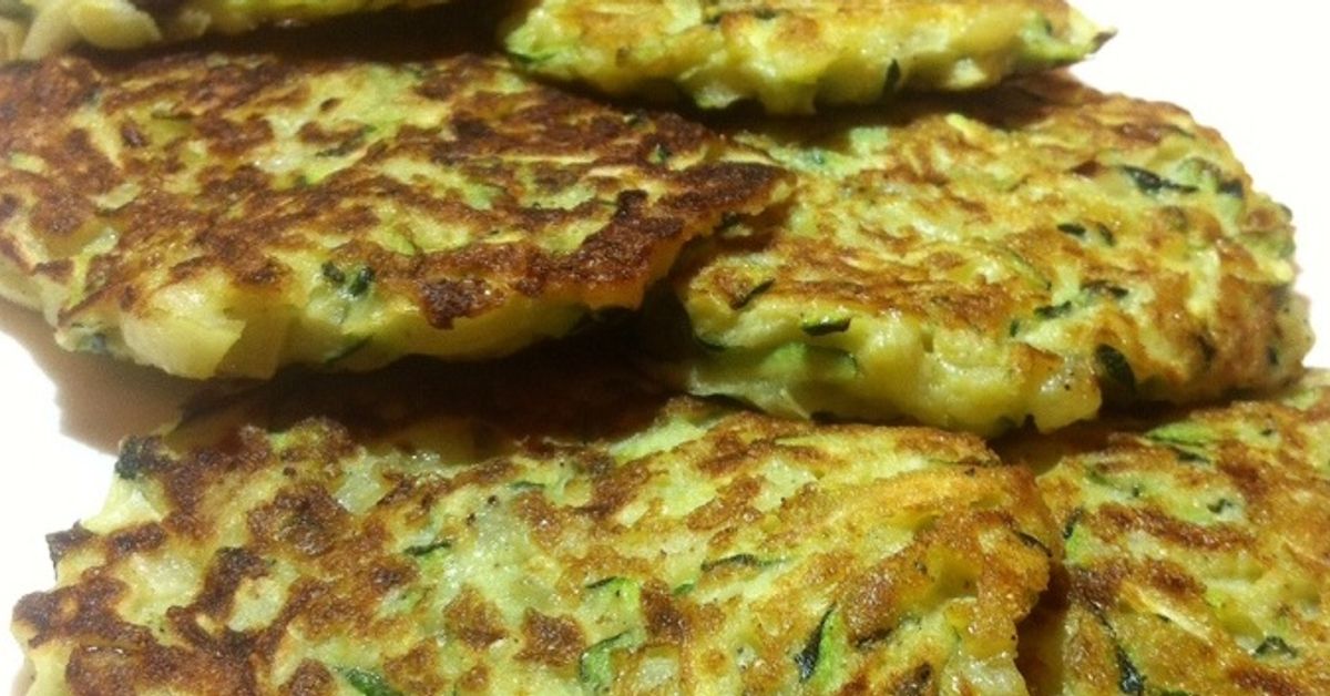 Minis Galettes Aux Courgettes Et Aux Oignons Blancs : Recette De Minis ...