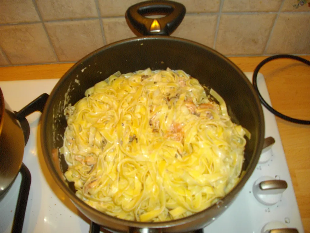 tagliatelles saumon fumé ciboulette