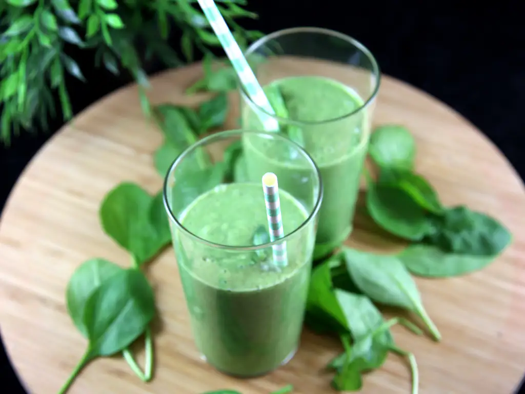 smoothie vert kiwi épinard banane